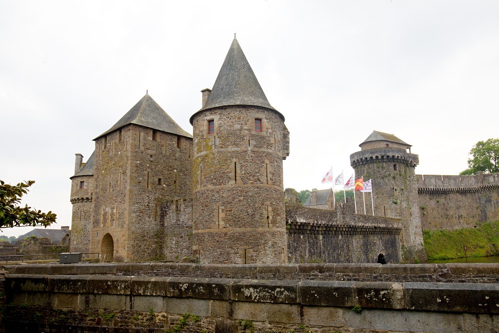 chateau de Fougeres kasteel hdr frankrijk france indre middeleeuwen paleis departement Ille-et-Vilaine slot burcht fort bretagne